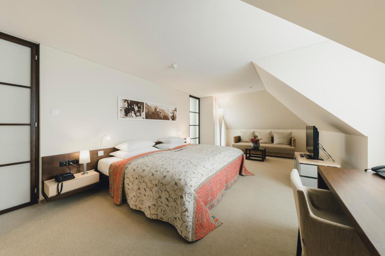 Residence Hotel Βαντούζ Εξωτερικό φωτογραφία