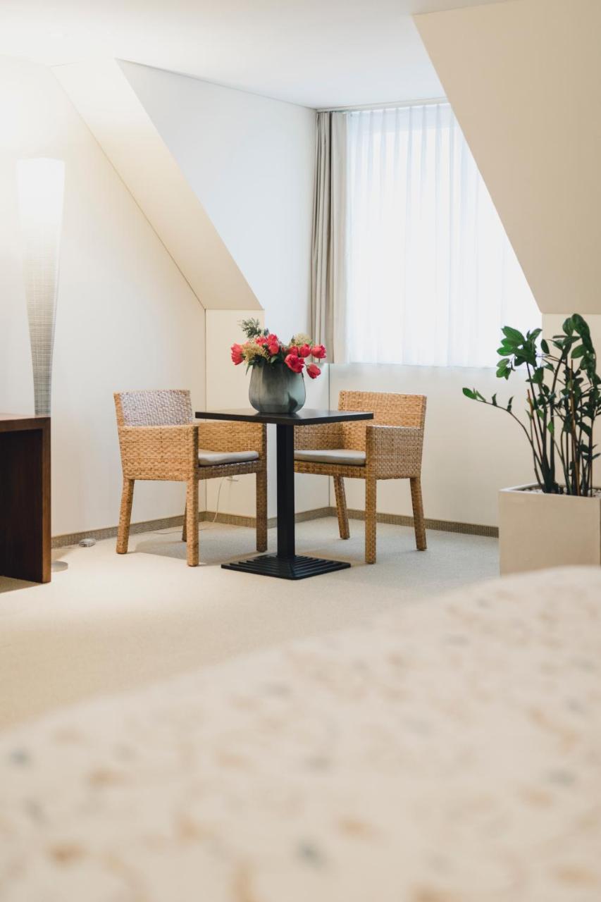 Residence Hotel Βαντούζ Εξωτερικό φωτογραφία